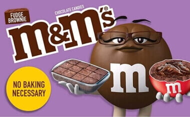 M&M's Fudge Brownie, czekoladowe ciasto brownie