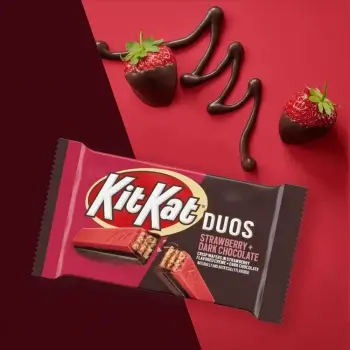 Kit Kat Duos Strawberry Dark Chocolate 42g